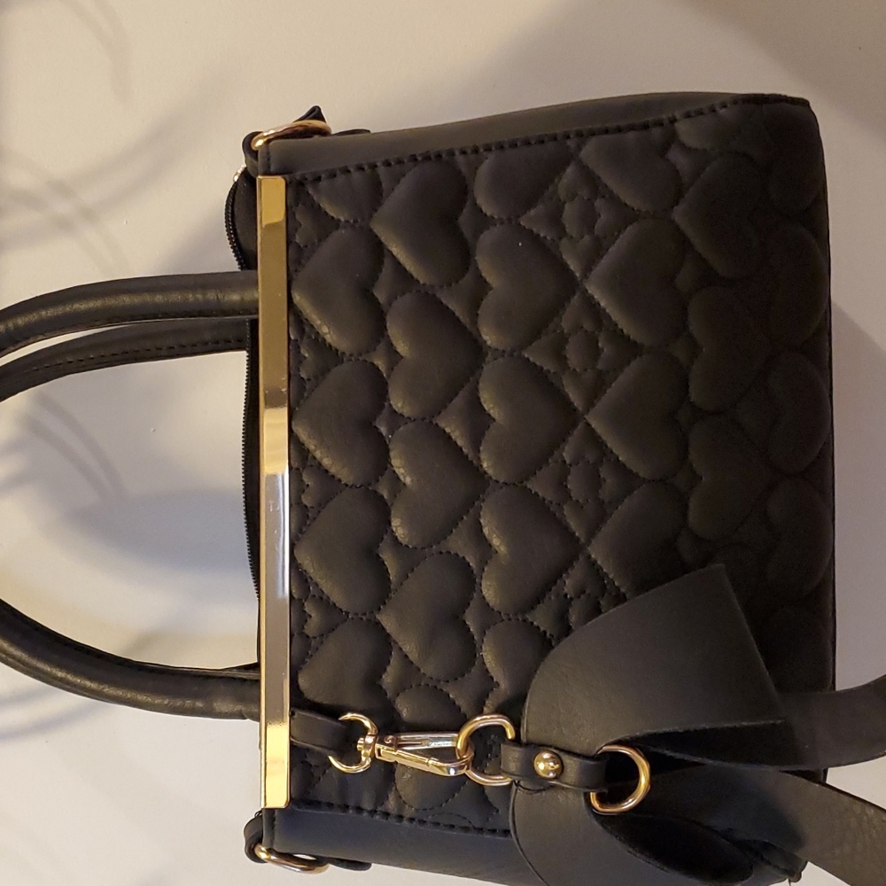 Black Heart Imitation Leather Purse